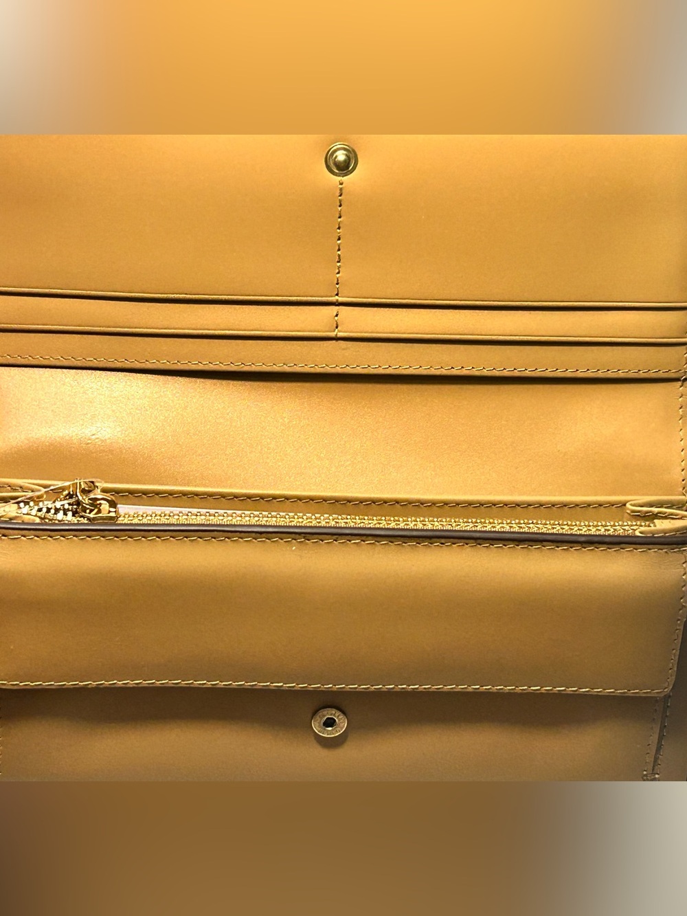 Radley Heritage Lane Large
Flapover Wallet NWT - Picture 9 of 9